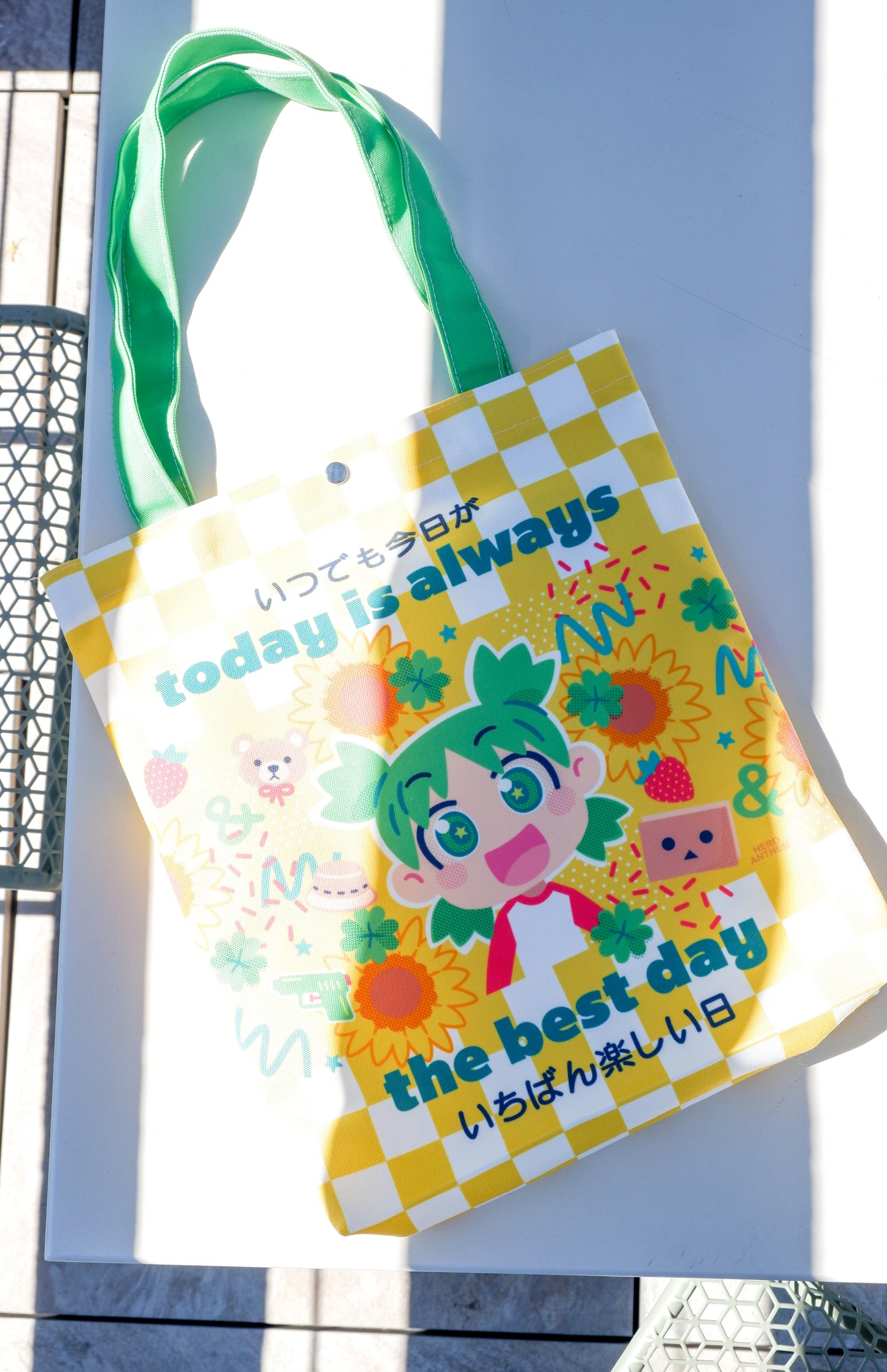 Yotsuba Tote Bag